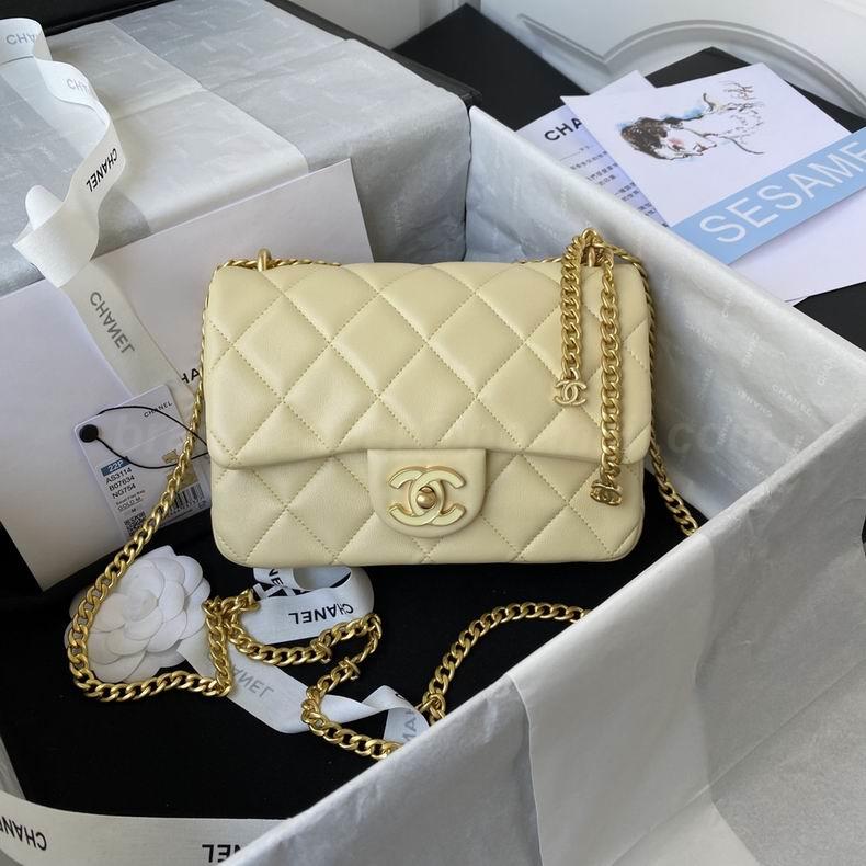 Chanel Handbags 927